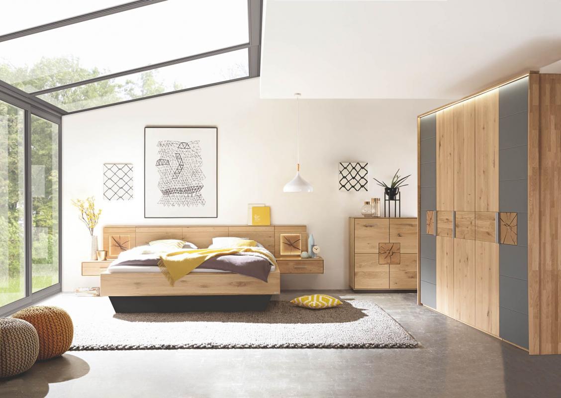 Kleiderschrank