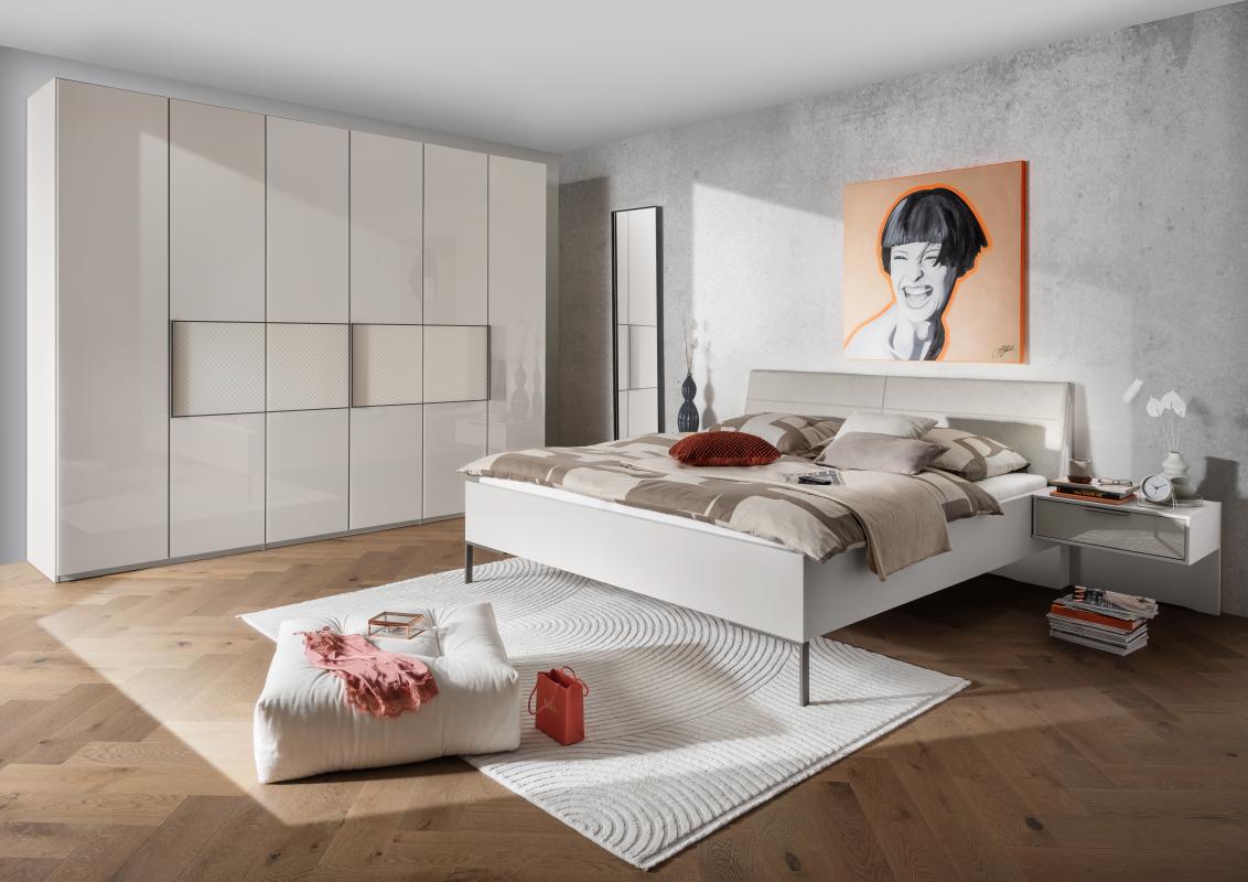 Drehtürenschrank